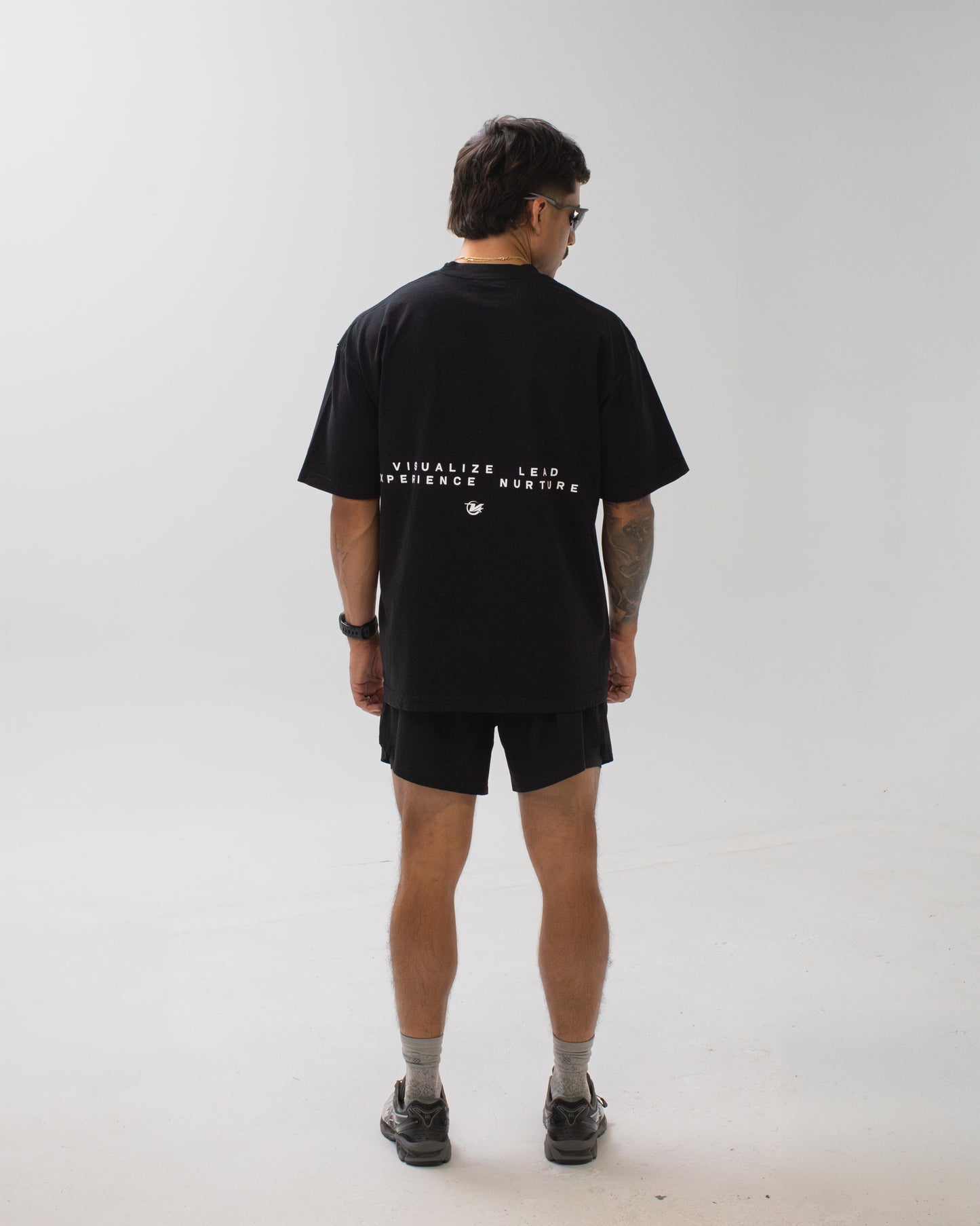 GRAPHIC TEE
